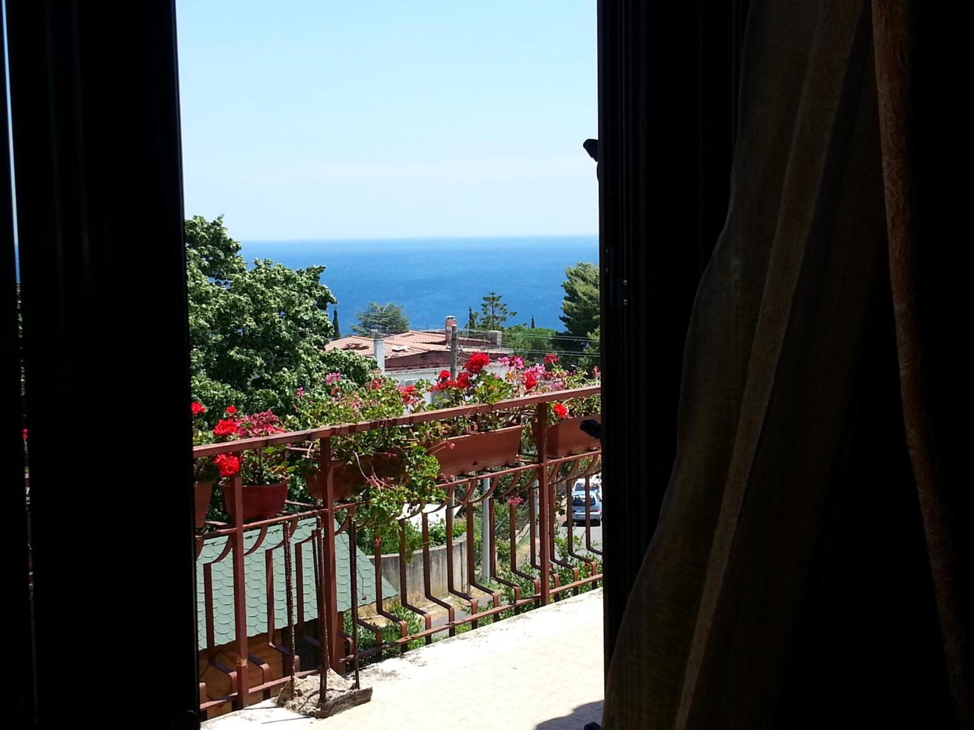 סוברטו מרינה B&B Villa Francesca מראה חיצוני תמונה